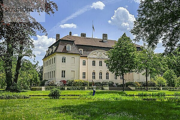 Schloss  Fürst-Pückler-Park Branitz  Cottbus  Brandenburg  Deutschland  Europa