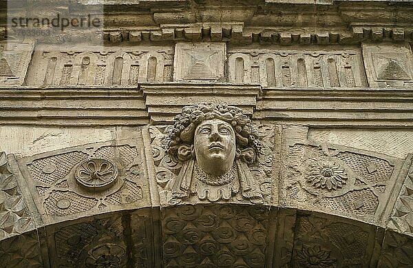 Detail  Kopf  Gaststätte Rattenfängerhaus  Hameln  Niedersachsen  Deutschland  Europa