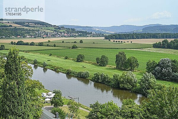 Weser bei Polle  Niedersachsen  Deutschland  Europa