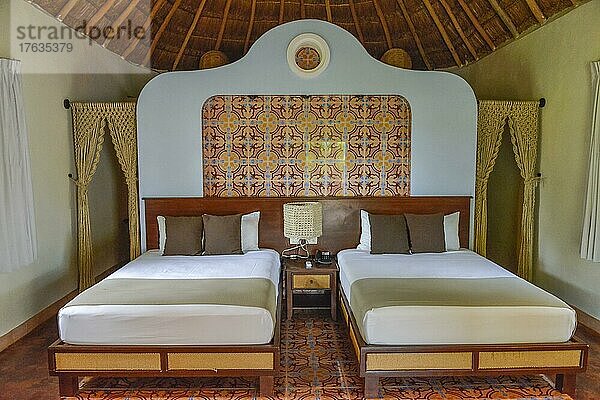 Bett  Ferienhaus  Bungalow  Hotelanlage  Hacienda Sotuta de Peon  Yucatan  Mexiko  Mittelamerika