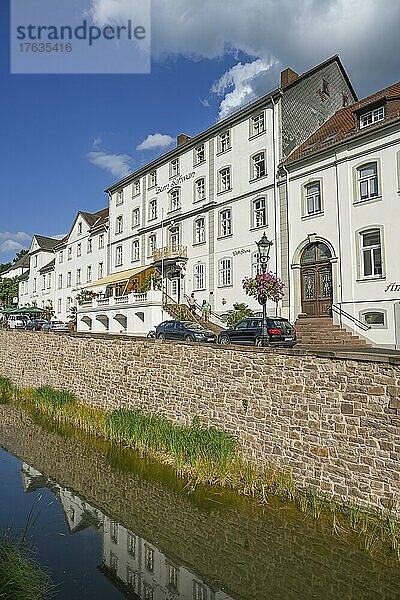 Hotel Zum Schwan  Barocker Stadtkanal  Bad Karlshafen  Hessen  Deutschland  Europa