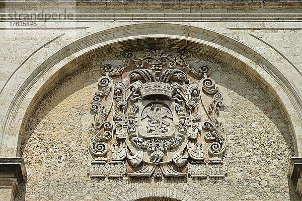 Wappen  Fresko  Detail  Cathedral de San Ildefonso  Plaza de la Independencia  Merida  Yucatan  Mexiko  Mittelamerika