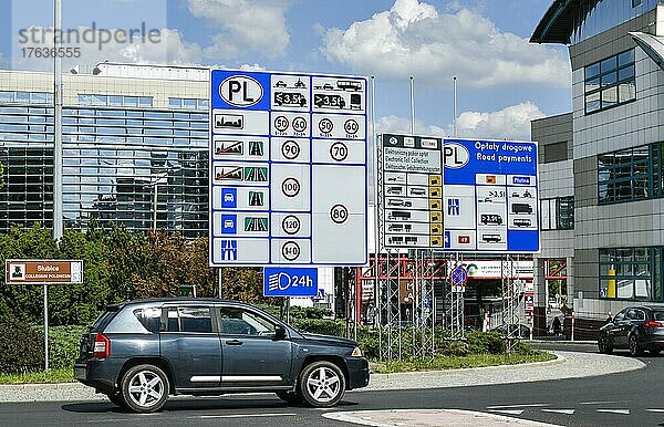 Ortseingang  Verkehrsschilder  Verkehrsregeln  Slubice  Polen  Europa