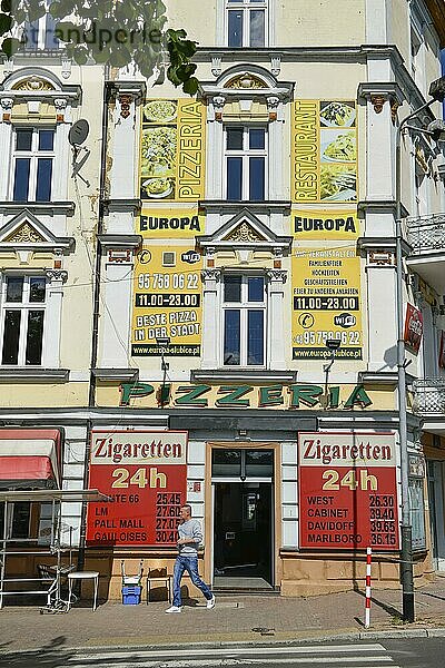 Laden  Zigarettenverkauf  Altbau  Stadtzentrum  Slubice  Polen  Europa