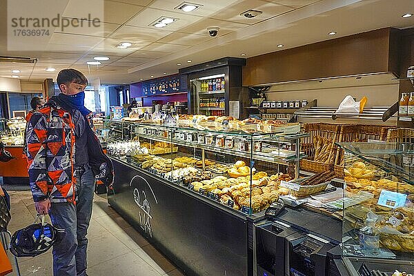 Bäckerei  Einkaufszentrum  Le Forum  Courchevel  Departement Savoie  Frankreich  Europa