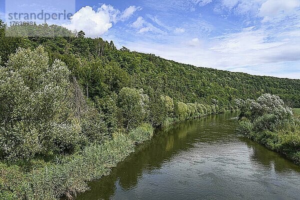 Werra  Flusslauf zwischen Frankenroda und Treffurt  Hessen  Deutschland  Europa