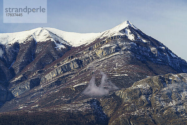 Italien  Como  schneebedeckte Alpen