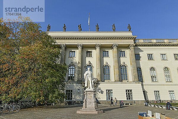 Hauptgebäude  Humboldt-Universität  Unter den Linden  Mitte  Berlin  Deutschland  Europa