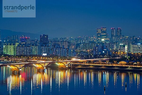Seoul night view over Han river illuminated in the evening. Seoul  South Korea