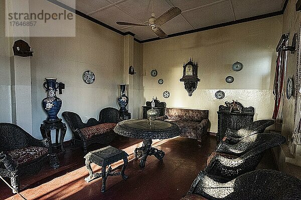 Wohnzimmer  Innenraum Palastmuseum  Stone Town  UNESCO Weltkulturerbe  Unguja  Sansibar  Tansania  Afrika