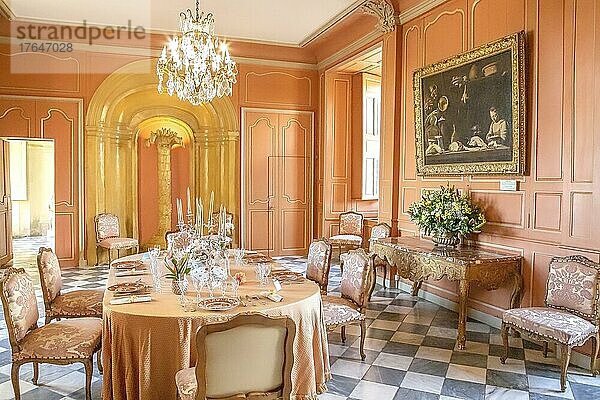 Dining room inside the Chateau de Villandry in the Loire Valley  Frankreich  Europa