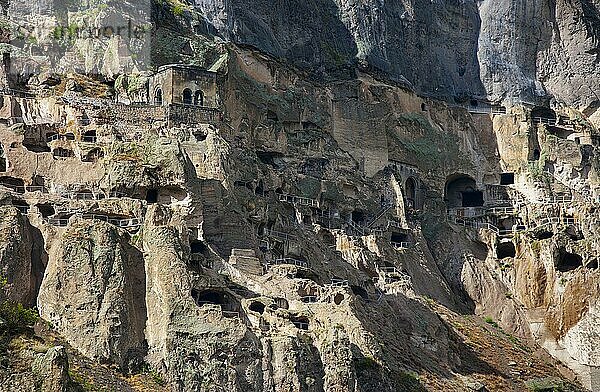 Höhlenstadt Wardsia  Höhlenwohnungen  UNESCO Welterbe  Achalkalaki  Samzche-Dschawachetien. Georgien
