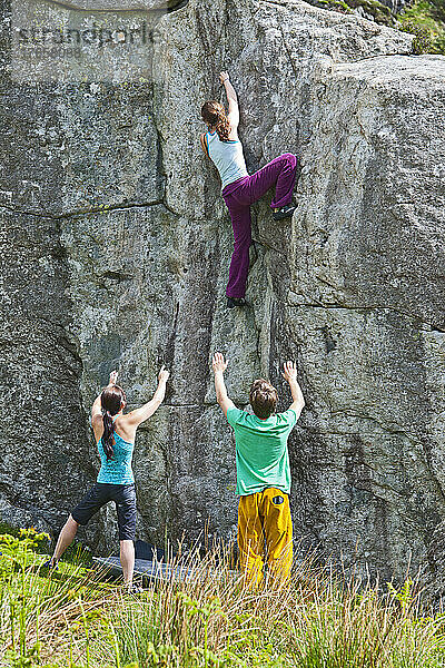 Bouldern an den RAC-Bouldern im Snowdonia-Nationalpark