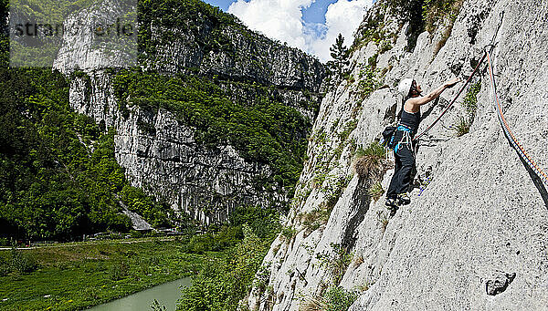 Klettern in der Nähe von Arco am Gardasee in Norditalien