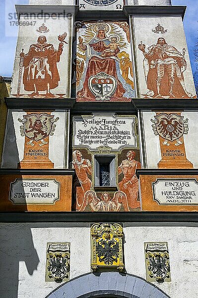 Fresken am Ravensburger Tor mit Wappen  Wangen im Allgäu  Baden-Württemberg  Deutschland  Europa