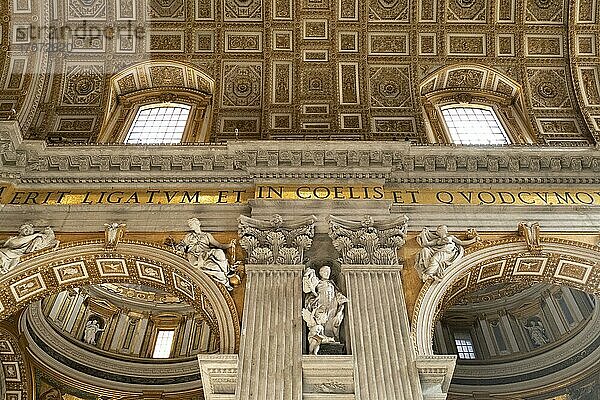 Petersdom  San Pietro in Vaticano  Basilika Sankt Peter im Vatikan  Rom  Italien  Europa