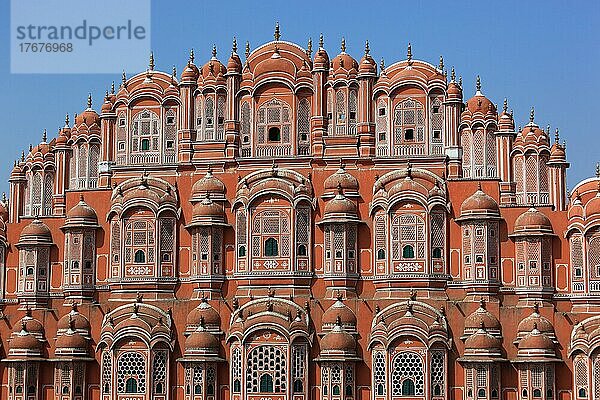 Nordindien  Rajasthan  Stadt Jaipur  Palast der Winde  Indien  Asien