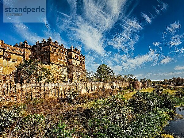 Berühmtes indisches touristisches Wahrzeichen  Orchha-Palast  Madhya Pradesh  Indien  Asien