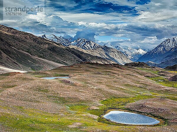 Kleiner See im Himalaya. Spiti-Tal  Himachal Pradesh  Indien  Asien