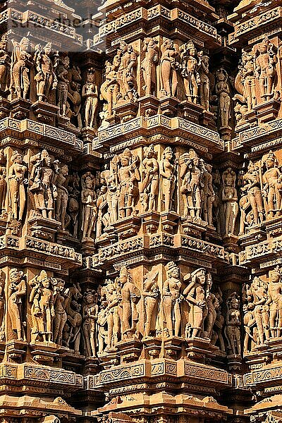 Berühmte Steinmetz-Skulpturen  Kandariya Mahadev-Tempel  Khajuraho  Indien. Unesco-Weltkulturerbe