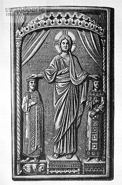 Otto II. und seine Gemahlin Theophano werden von Christus gesegnet  Elfenbeinschnitzerei  byzantinische Arbeit des 10. Jahrhunderts  digital restaurierte Reproduktion einer Vorlage aus dem 19. Jahrhundert  genaues Datum unbekannt