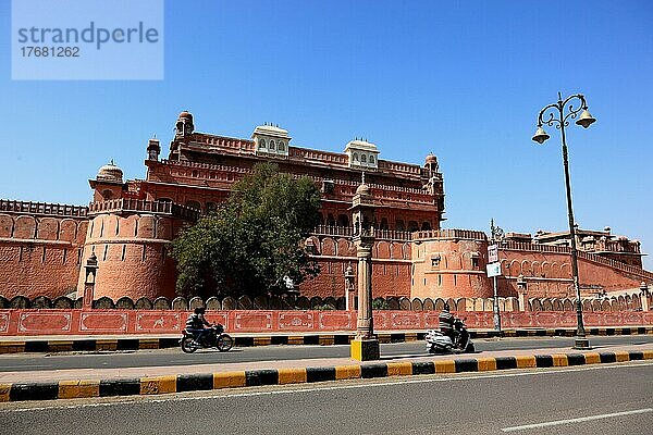 Rajasthan  die Außenansicht des Junagarh Fort in Bikaner  Nordindien  Indien  Asien