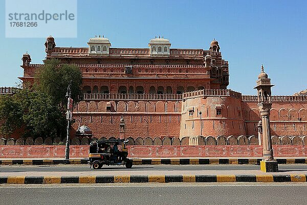 Die Außenansicht des Junagarh Fort in Bikaner  Rajasthan  Nordindien  Indien  Asien