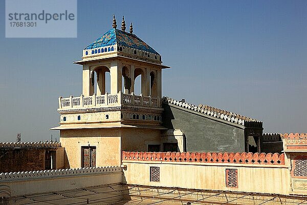 Rajasthan  das Junagarh Fort in Bikaner  der Lallgarh Palace  ein Teil der Palastanlage  Nordindien  Indien  Asien