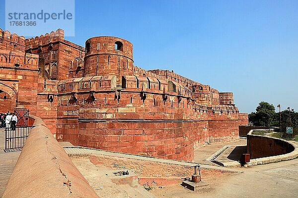 Uttar Pradesh  Agra Fort  das Rote Fort ist eine Festungsanlage und Palastanlage aus der Epoche der Mogulkaiser  Teil der Festungsanlage  Nordindien  Indien  Asien