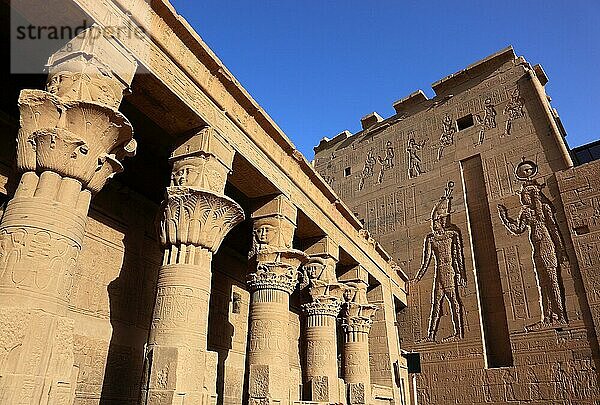 Isistempel  Isis-Tempel von Philä auf der Nil-Insel Agilkia  Isis-Tempel  Teil der Tempelanlage  Oberägypten  Ägypten  Afrika