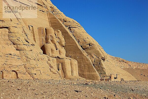 Abu Simbel  auch Abu Simbal  Ebsambul oder Isambul  Tempel Ramses II. Oberägypten  Ägypten  Afrika