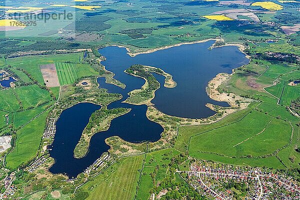 Luftbild des Woseriner See  Sternberger Seenlandschaft  Goldberg  Borkow  Landkreis Ludwigslust-Parchim  Mecklenburg-Vorpommern  Deutschland  Europa