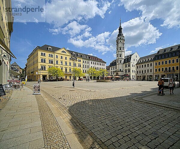 Marktplatz mit Rathaus im Renaissancestil  und Marktbrunnen  Gera  Thüringen  Deutschland  Europa