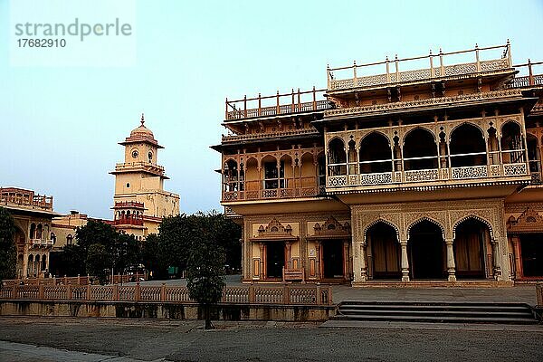 Jaipur  Palast Mubarak Mahal  Teil vom Stadtpalastkomplex  Rajasthan  Nordindien  Indien  Asien