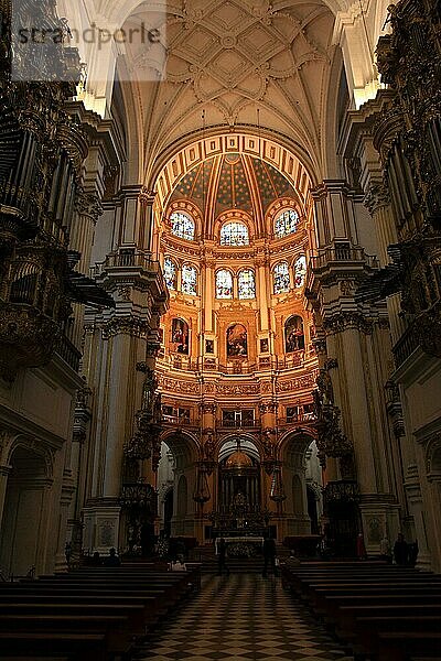 Spanien  Andalusien  Kathedrale von Granada  Santa Maria de la Encarnacion de Granada  Blick in den Chor  Europa