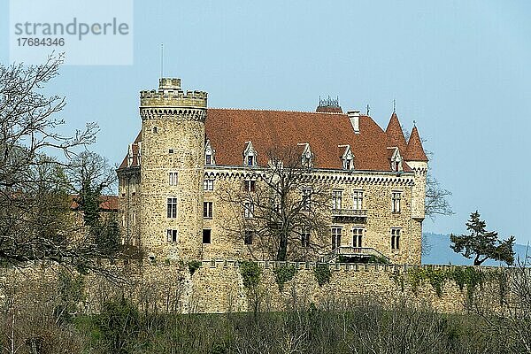 Schloss Paulhac bei Brioude  Departement Haute Loire  Auvergne Rhône Alpes  Frankreich  Europa