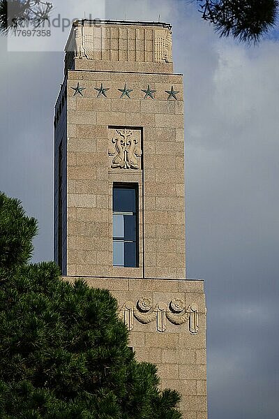 Amerikanisches Monument  World War I Naval Monument über dem Hafen von Brest  Departement Finistere Penn ar Bed  Region Bretagne Breizh  Frankreich  Europa