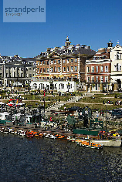 Europa  Vereinigtes Königreich  England  London  Richmond Upon Thames Riverfront