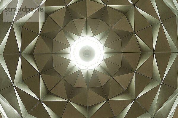 Detail der Decke im Inneren des Museums für Islamische Kunst; Doha  Katar