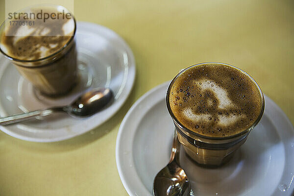 Machiato-Kaffee im Tomoca-Kaffeehaus; Addis Abeba  Äthiopien