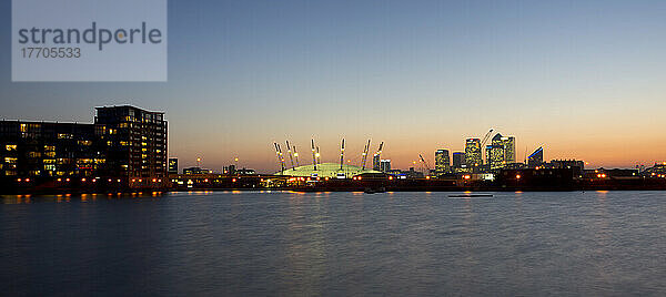 Großbritannien  England  London  Canary Wharf Isle Of Dogs Docklands Albert Docks.