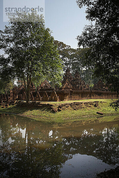 Banteay Srei-Tempel und Graben Kambodscha