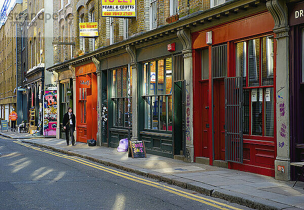 Bunte Schaufenster in der Brick Lane; London  England