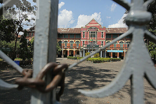 Pansoedan Middle School  ehemals eine katholische Schule; Yangon  Myanmar