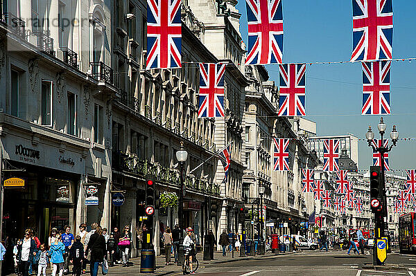 Union Jacks Dekoration Regent Street in Central London  London  Uk
