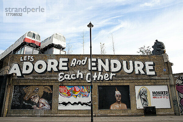 Straßenkunst des Londoner Künstlers Eine in Shoreditch  East London  London  Uk
