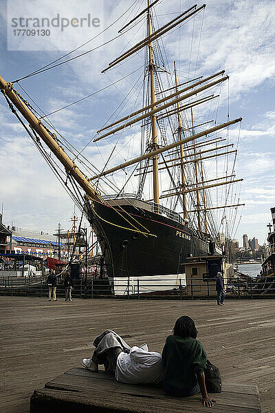 South Street Seaport  Lower Manhattan; New York City  New York  Vereinigte Staaten von Amerika