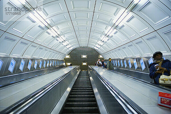 U-Bahn-Station; London  England
