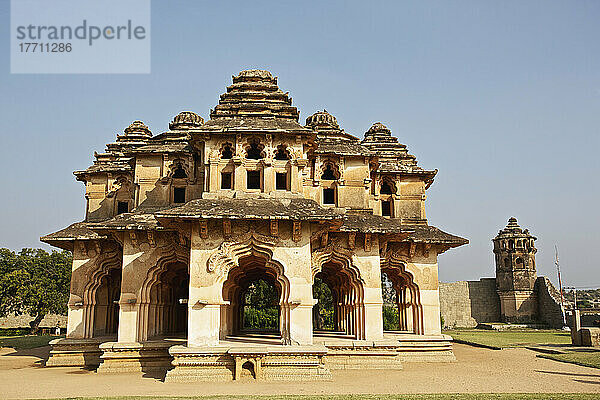 Lotus Mahal  Vijayanagara Ruinen; Hampi  Karnataka  Indien