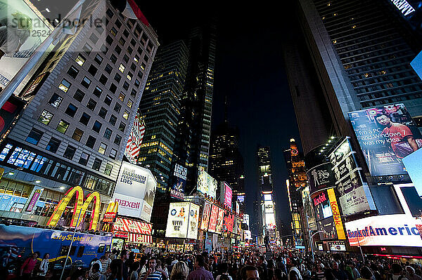 Lichter am Times Square  Manhattan  New York  Usa